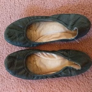 Vince Camuto Ellen Flats